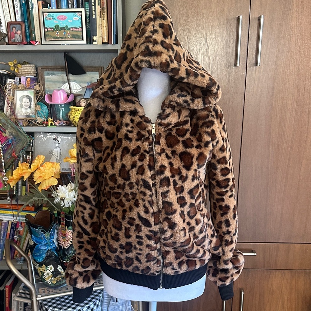 Leopard Print Jacket - image 1